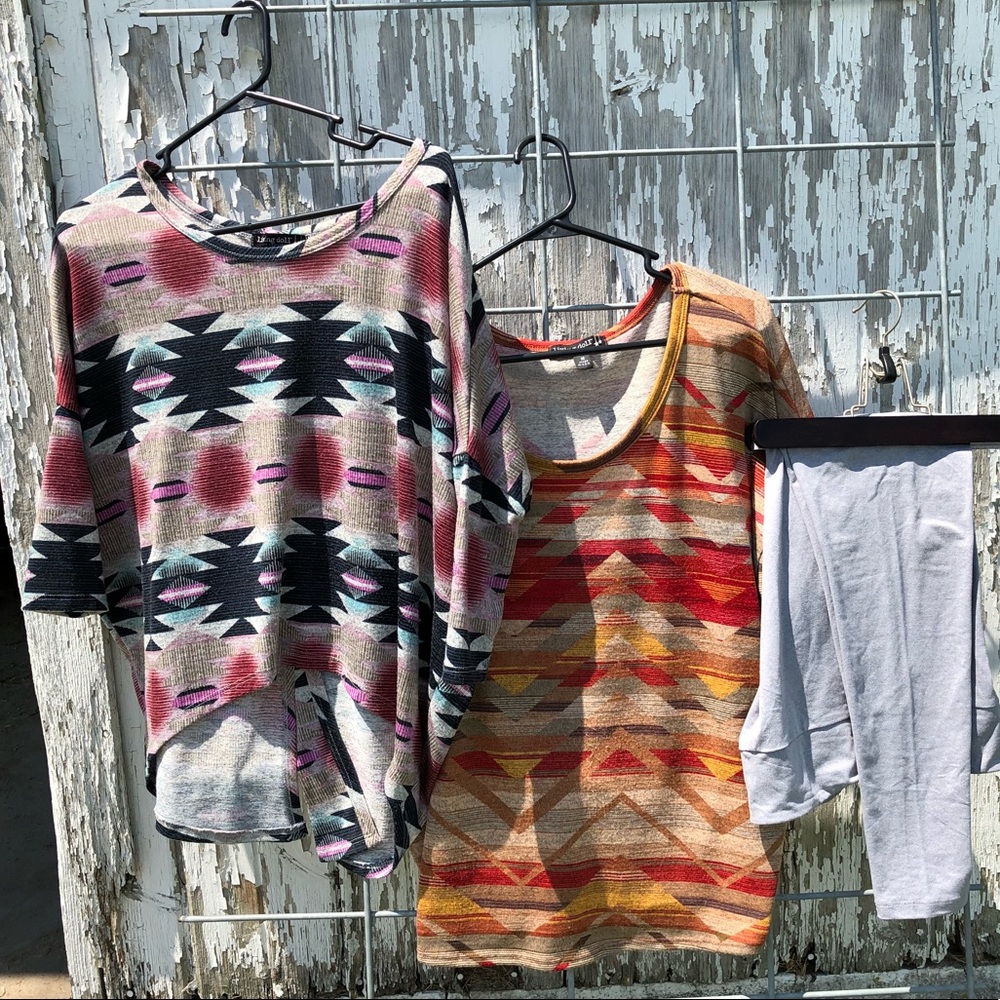 Lularoe OS leggings w/two Living Doll tops size M